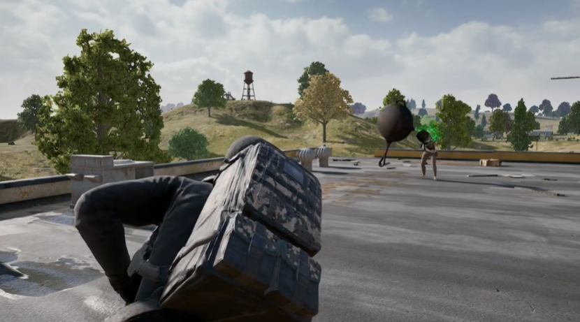 绝地求生如何投掷平底锅