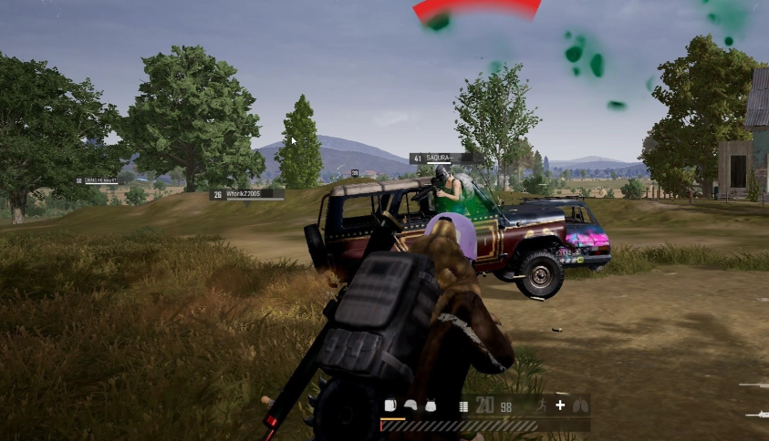 绝地求生如何打移动汽车