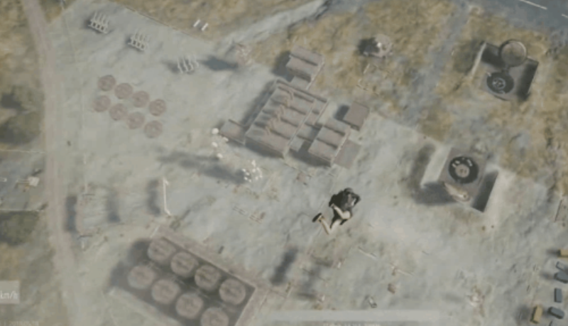 绝地求生怎么可以跳得很快