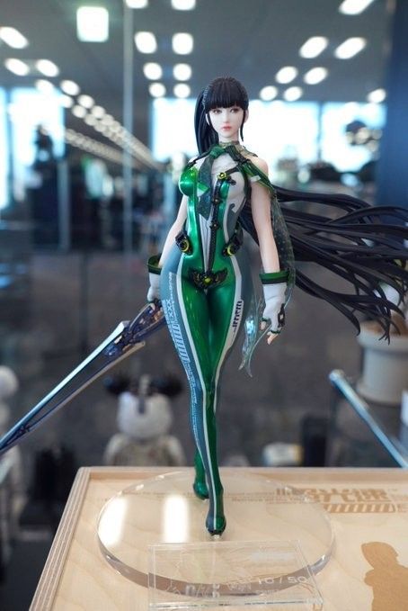 脸依旧绷不住！Shiftup豪赠小岛秀夫绝版伊芙手办