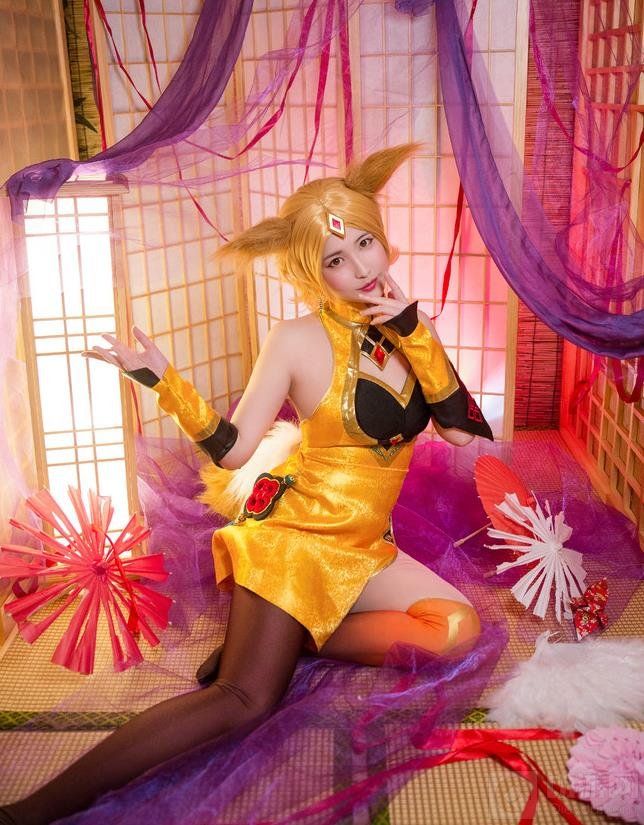 王者荣耀妲己绝美COS图集 少女阿狸惊艳COS图集分享