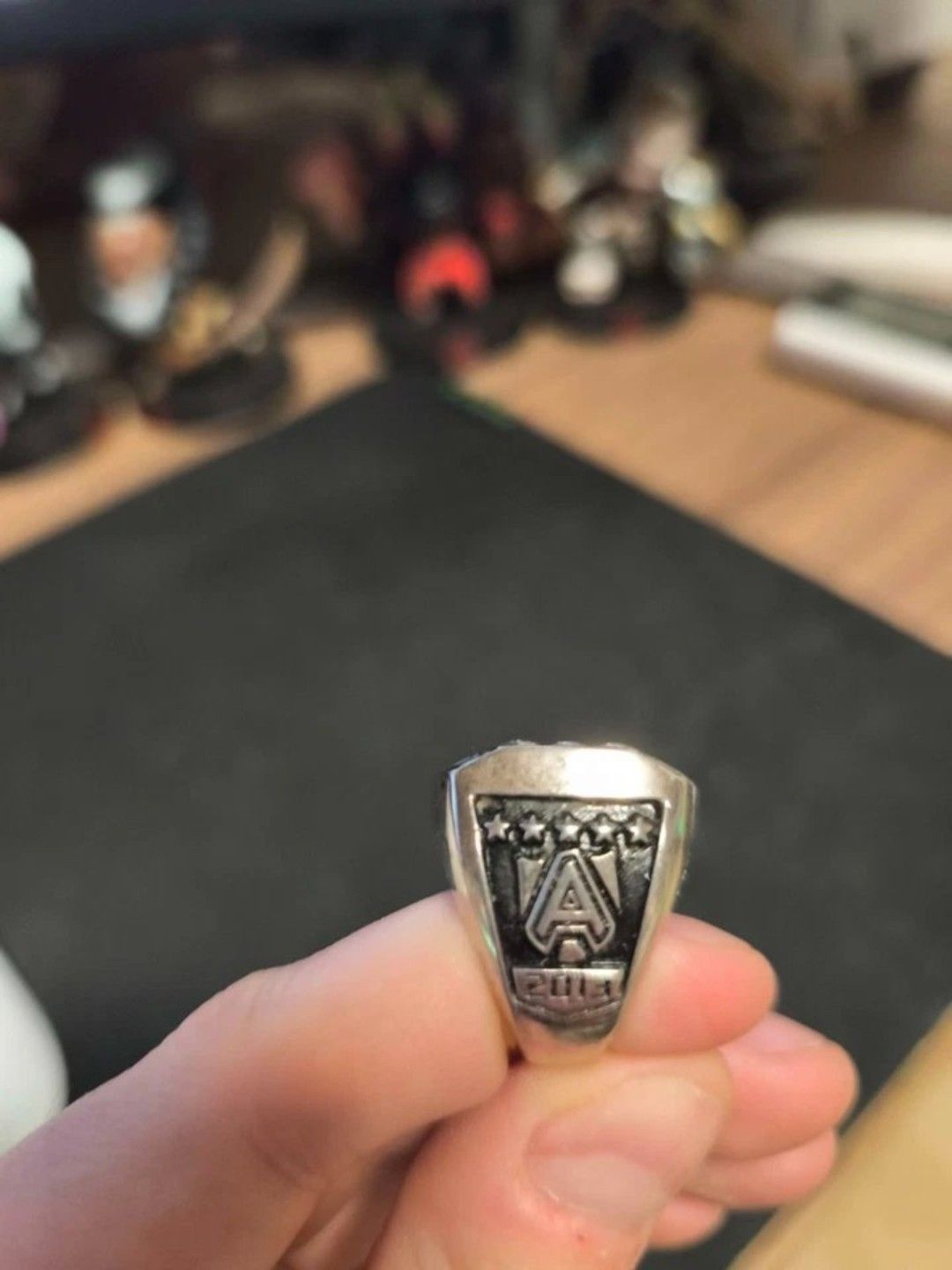 Dota2-TI3冠军戒指7万美金起拍惨遭流拍