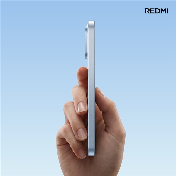 REDMI Note 17 Pro首款配色晴空蓝亮相：机身自带蓝天白云