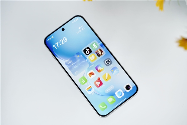 首创3D冰透悬浮!OPPO Reno16图赏 首创3D冰透悬浮!OPPO Reno16图赏