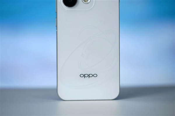 首创3D冰透悬浮!OPPO Reno16图赏 首创3D冰透悬浮!OPPO Reno16图赏