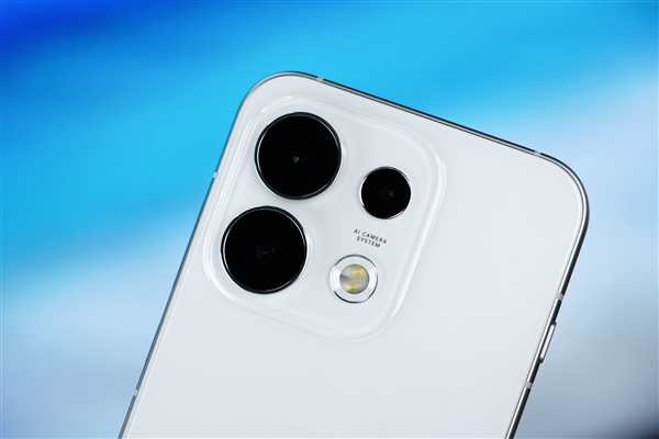 首创3D冰透悬浮!OPPO Reno16图赏 首创3D冰透悬浮!OPPO Reno16图赏