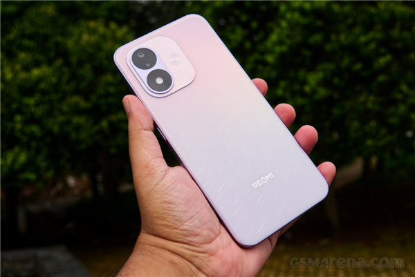 REDMI Note 17登陆印度:7英寸巨屏+8000mAh电池 2000元起售 REDMI Note 17登陆印度:7英寸巨屏+8000mAh电池 2000元起售