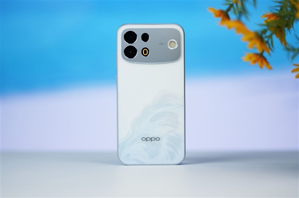 10000mAh冰川电池!OPPO A7 Pro Max评测:超大电池堪比充电宝 想耗尽电量都不容易 10000mAh冰川电池!OPPO A7 Pro Max评测:超大电池堪比充电宝 想耗尽电量都不容易
