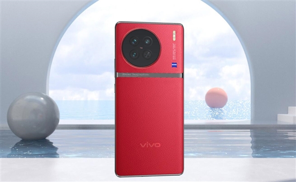 vivo X500外观偷跑：回归左上角圆形镜头模组 向X90经典设计致敬