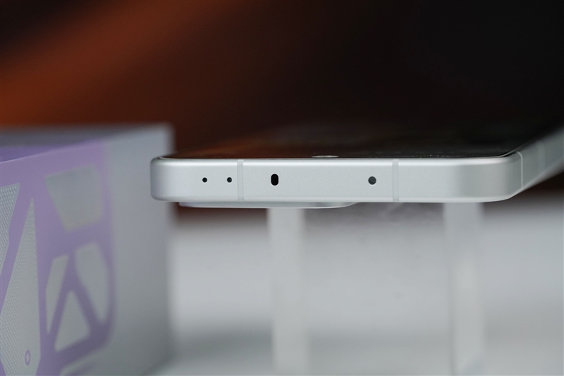 8000mAh+主动散热风扇!OPPO K15手机评测:2K档真正实用的那一台 8000mAh+主动散热风扇!OPPO K15手机评测:2K档真正实用的那一台