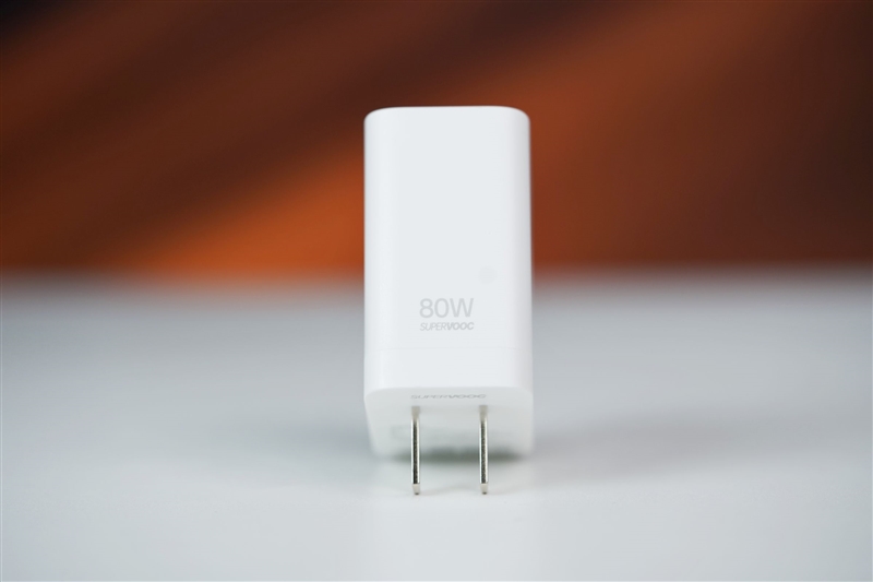 8000mAh+主动散热风扇!OPPO K15手机评测:2K档真正实用的那一台 8000mAh+主动散热风扇!OPPO K15手机评测:2K档真正实用的那一台
